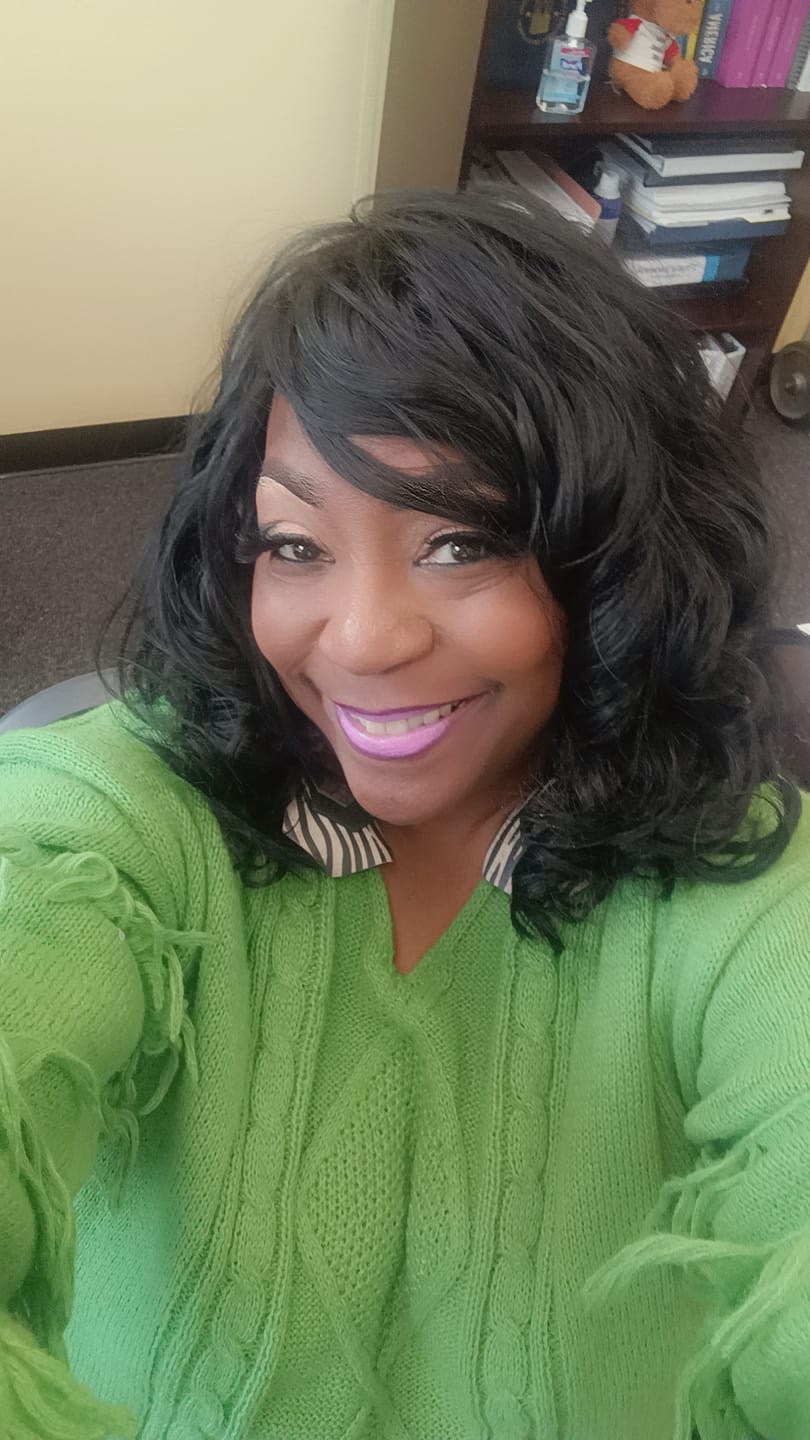 Customer photo review of Outre Melted Hairline Synthetic HD Lace Front Wig - BEGONIA