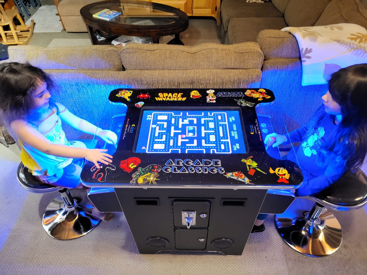 Customer photo review of Cocktail Arcade Machine 412 w/ Track Ball - Blk retro