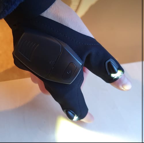 Customer photo review of Lumodrive LED Handschuh