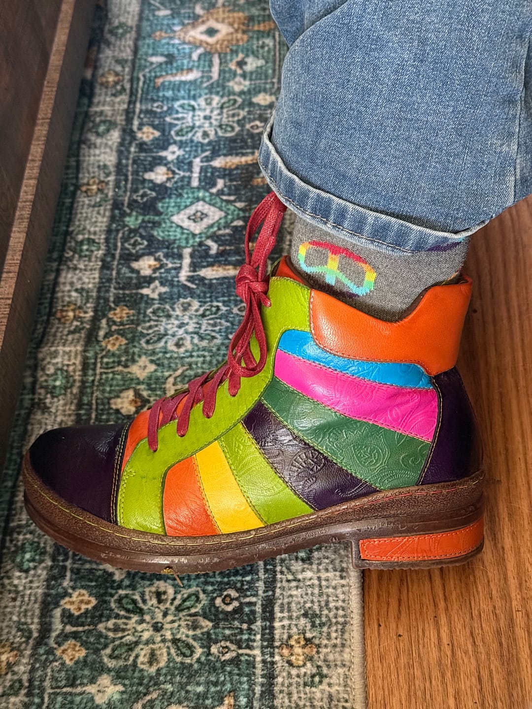 Customer photo review of Retro Hand-polished Rainbow Ankle Boots