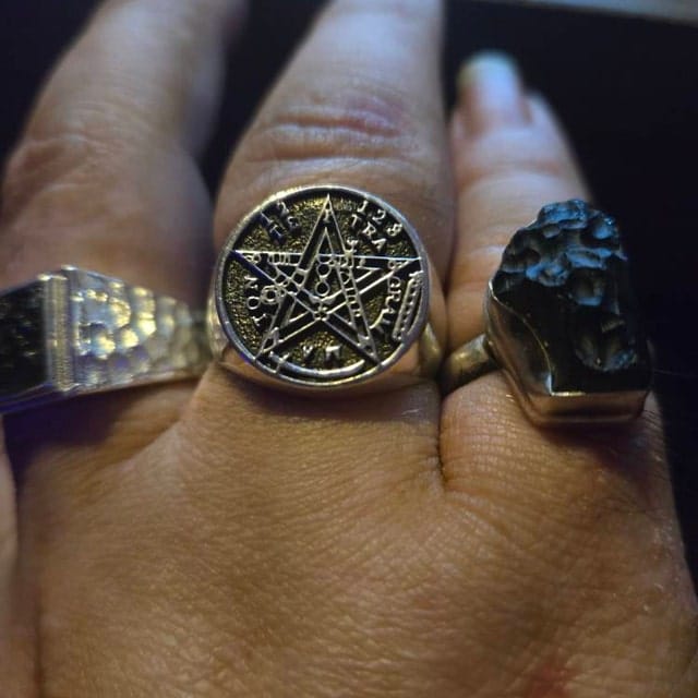 Customer photo review of 925 Sterling Silver Tetragrammaton Seal of Solomon Ring
