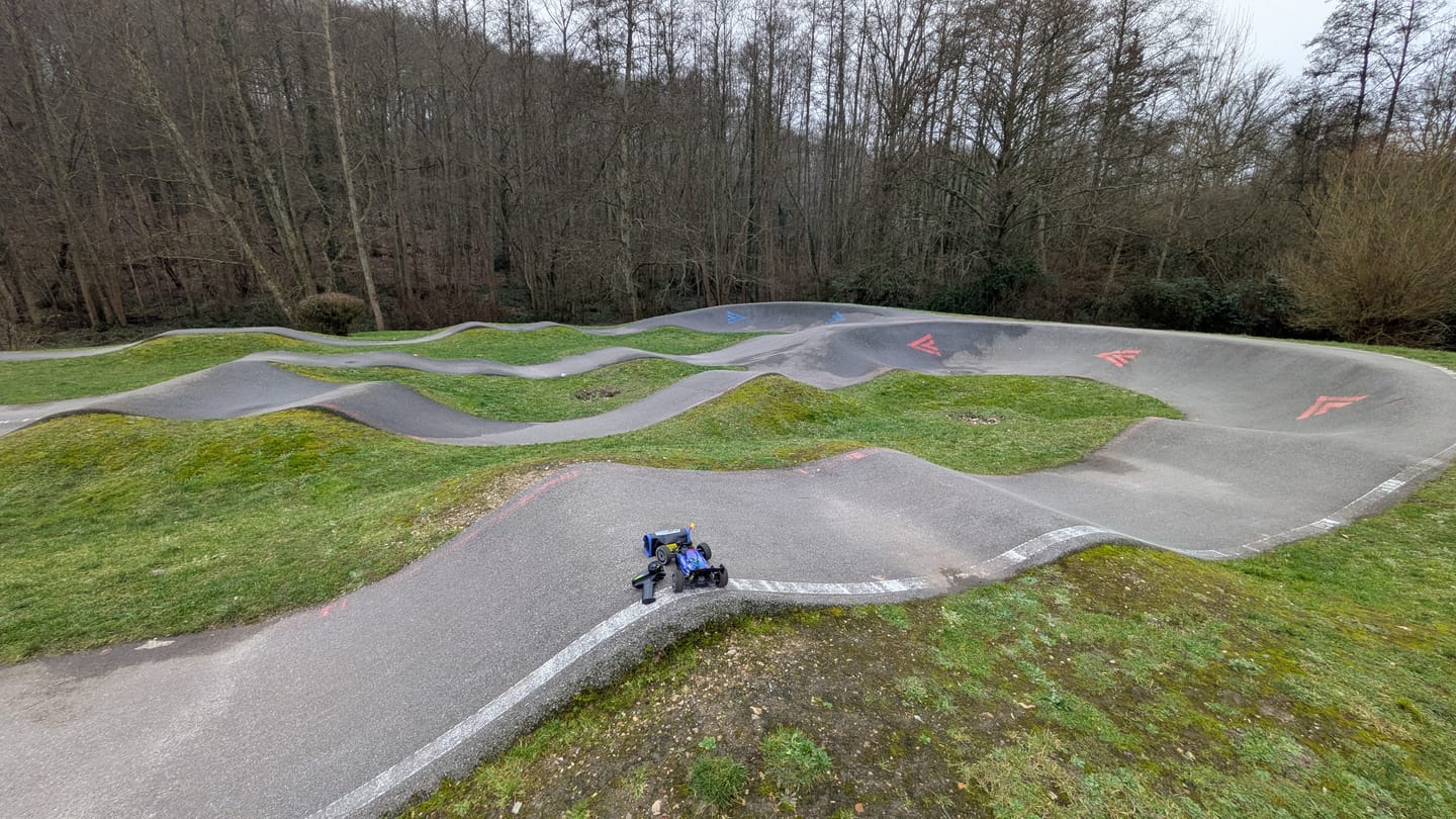Customer photo review of 1/12 Metal Brushless 4WD RTR Buggy,X12S