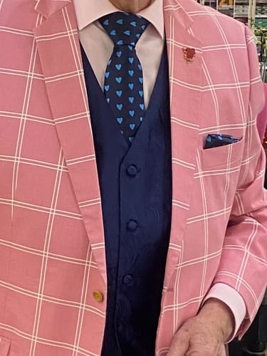 Customer photo review of Blue Heart Novelty Silk Men's Tie Hanky Cufflinks Set