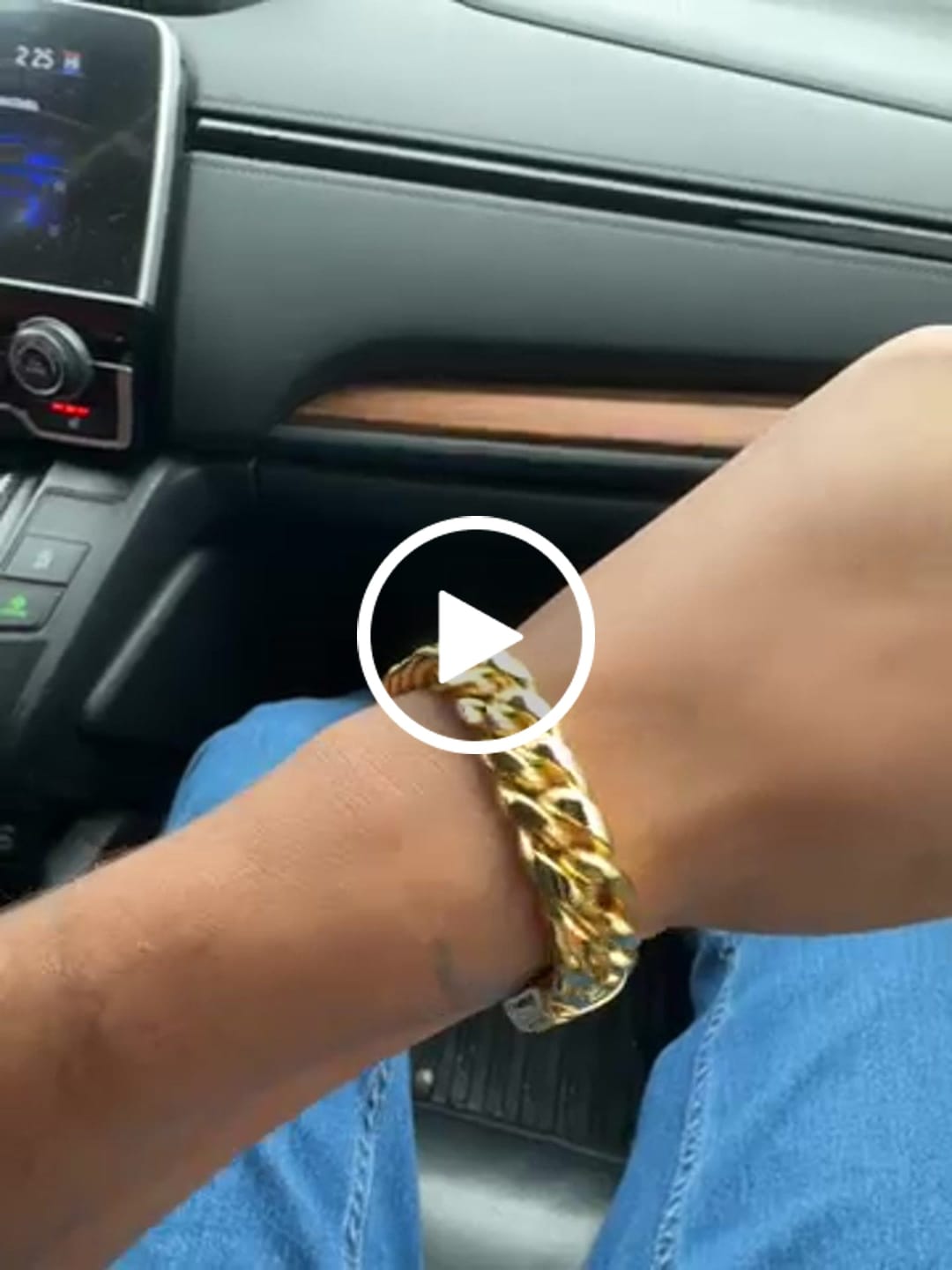 Customer video review of 10mm Cuban Iced Clasp Bracelet - Gold