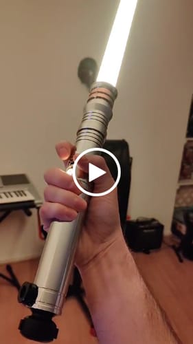 Customer video review of RV Dark Side hero saber