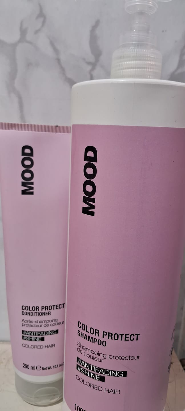 Customer photo review of Shampoo Reparación Intensa Mood