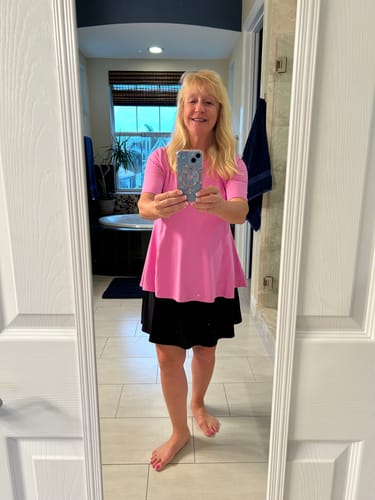 Customer photo review of 18" Pacific XLong Skort w/Pockets (No Knee Coverage)