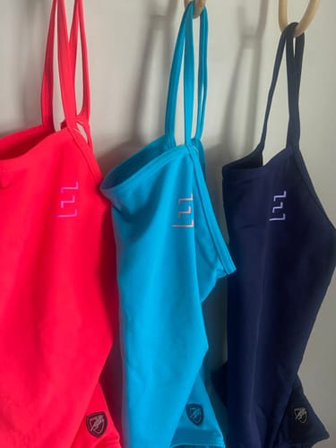 Customer photo review of Santorini 1pc - Bold Logo