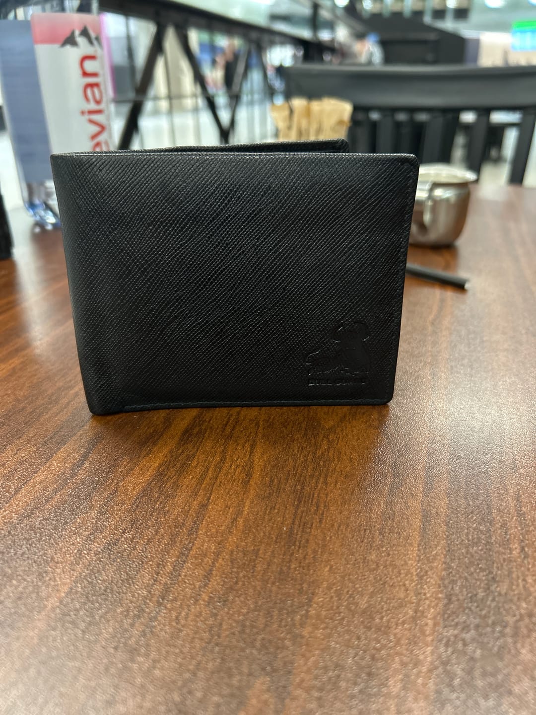 Customer photo review of Bifold with Flip Up ID