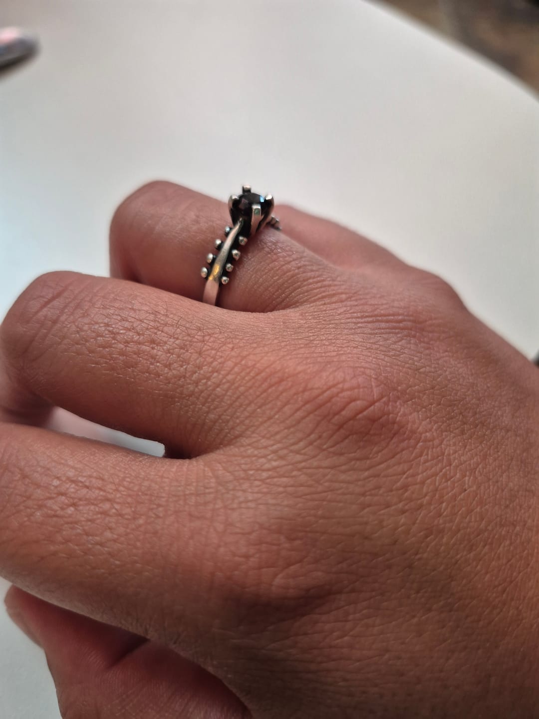Customer photo review of Anillo Flo Pituco / Piedra a elección