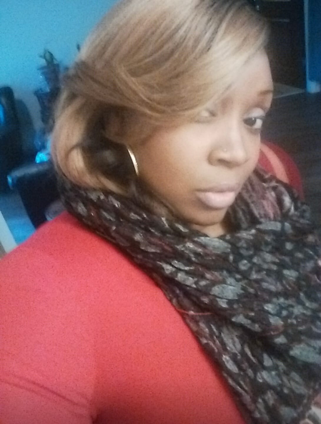 Customer photo review of Sensationnel 360 Butta Lace Glueless Synthetic Pre-Plucked 360 HD Lace All Around Wig - BUTTA 360 UNIT 2