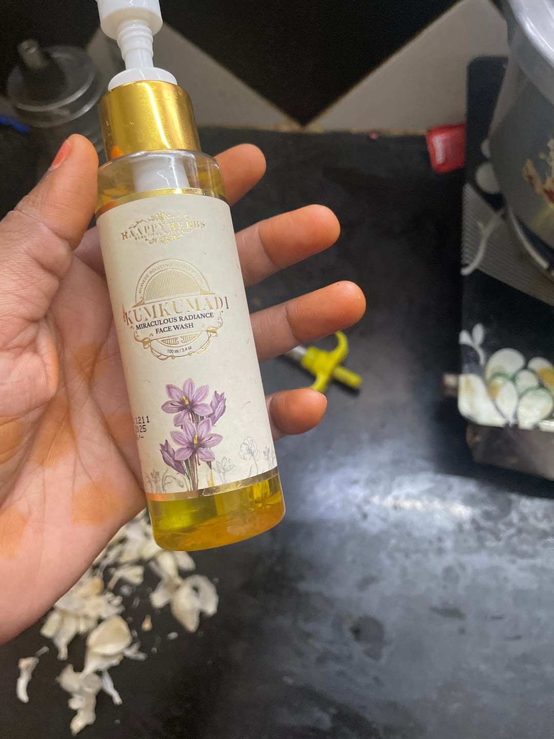 Customer photo review of Kumkumadi Miraculous Radiance Face Wash