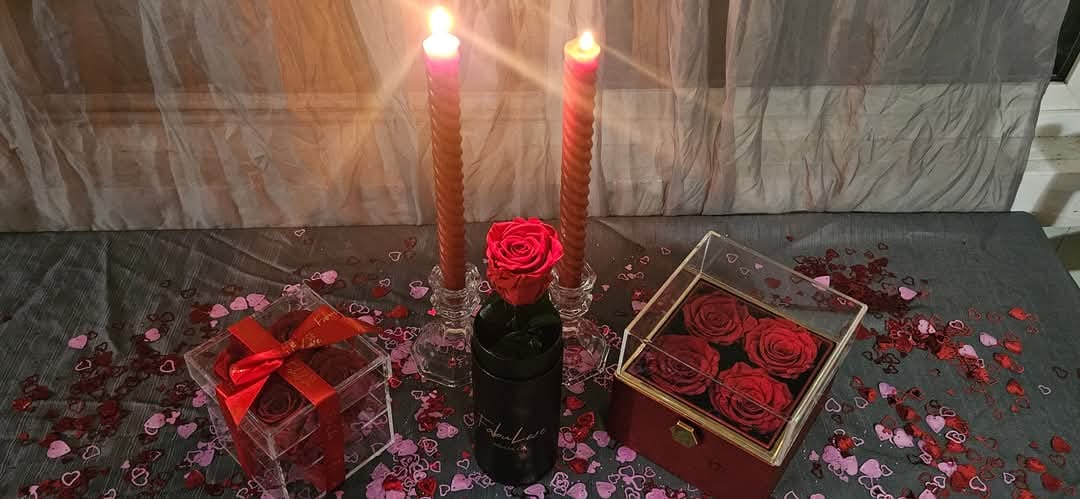 Customer photo review of Classic Single Eternal Rose