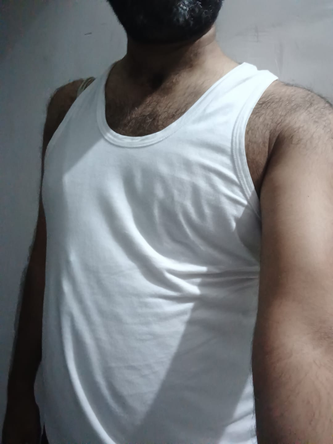 Customer photo review of Kings RN -  100% Cotton White Vest For Mens Combo (Pack of 5) | Uathayam
