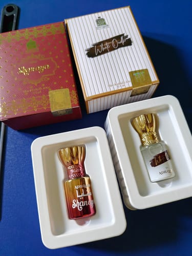 Customer photo review of 2 Pcs Attar Set Shanaya And White Oudh 5.5 Ml Each