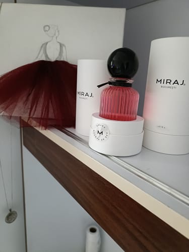 Customer photo review of Miraj Amara