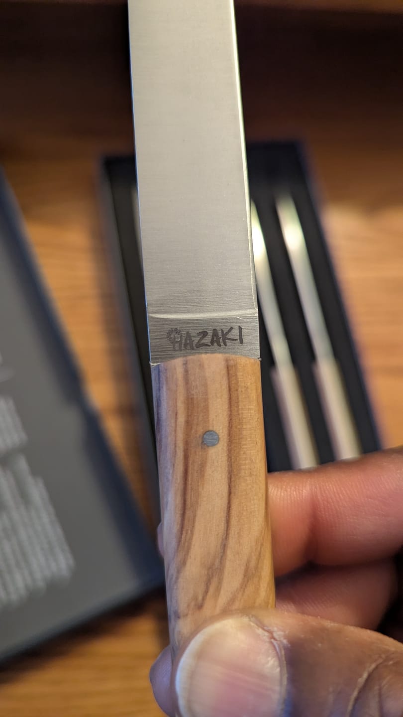 Customer photo review of Steak Knife Kit - Olivewood