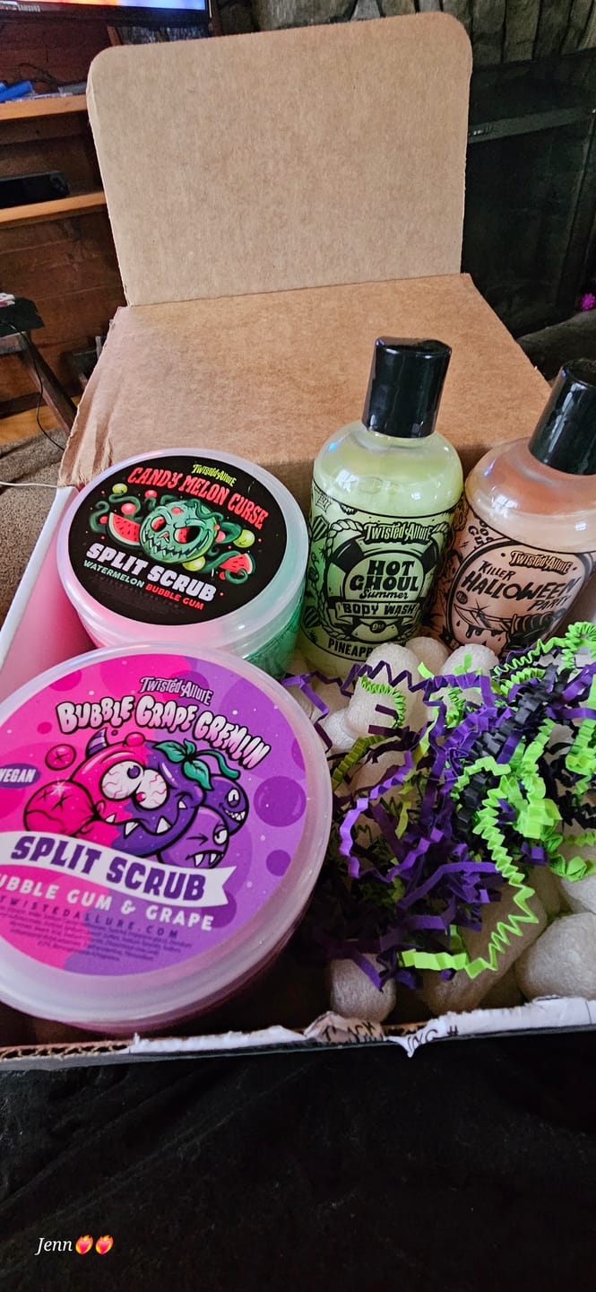 Customer photo review of Bubble Grape Gremlin Split Scrub