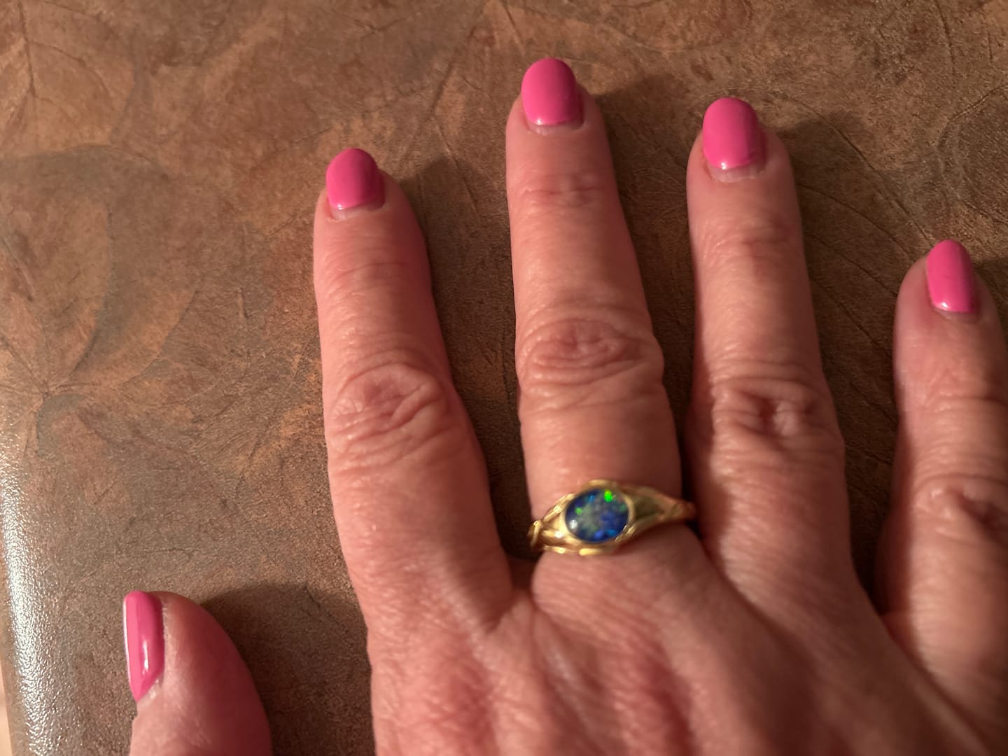 Customer photo review of Leaf Cremation Ring with Cremation Ashes