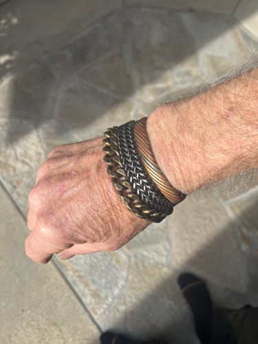 Customer photo review of Knight's Creed BELIEVE Credo Bracelet: Helps Pair Veterans with Service or Shelter Dogs