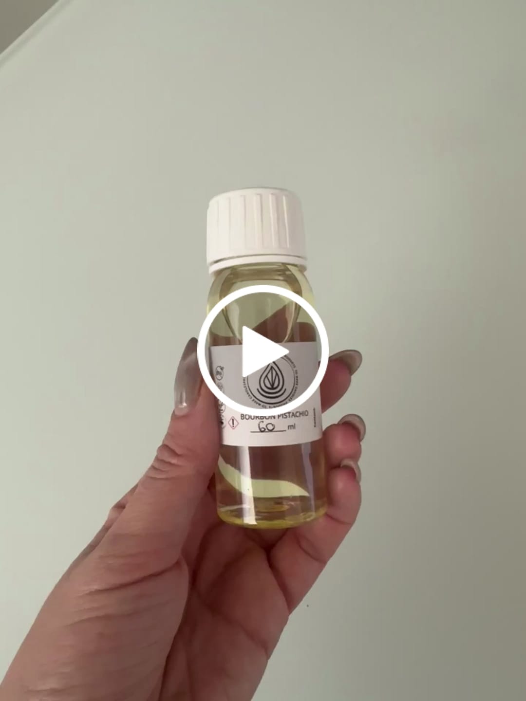 Customer video review of MECHAS DE MADERA SIMPLE