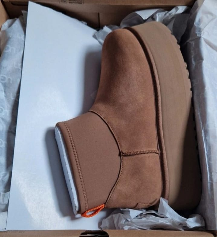 Customer photo review of UGG Classic Mini Dipper Chestnut – Women's