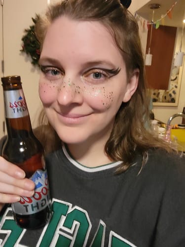 Customer photo review of Green Spirit Speckles Makeup Patches - Team Spirit Collection SHIPS 1/30