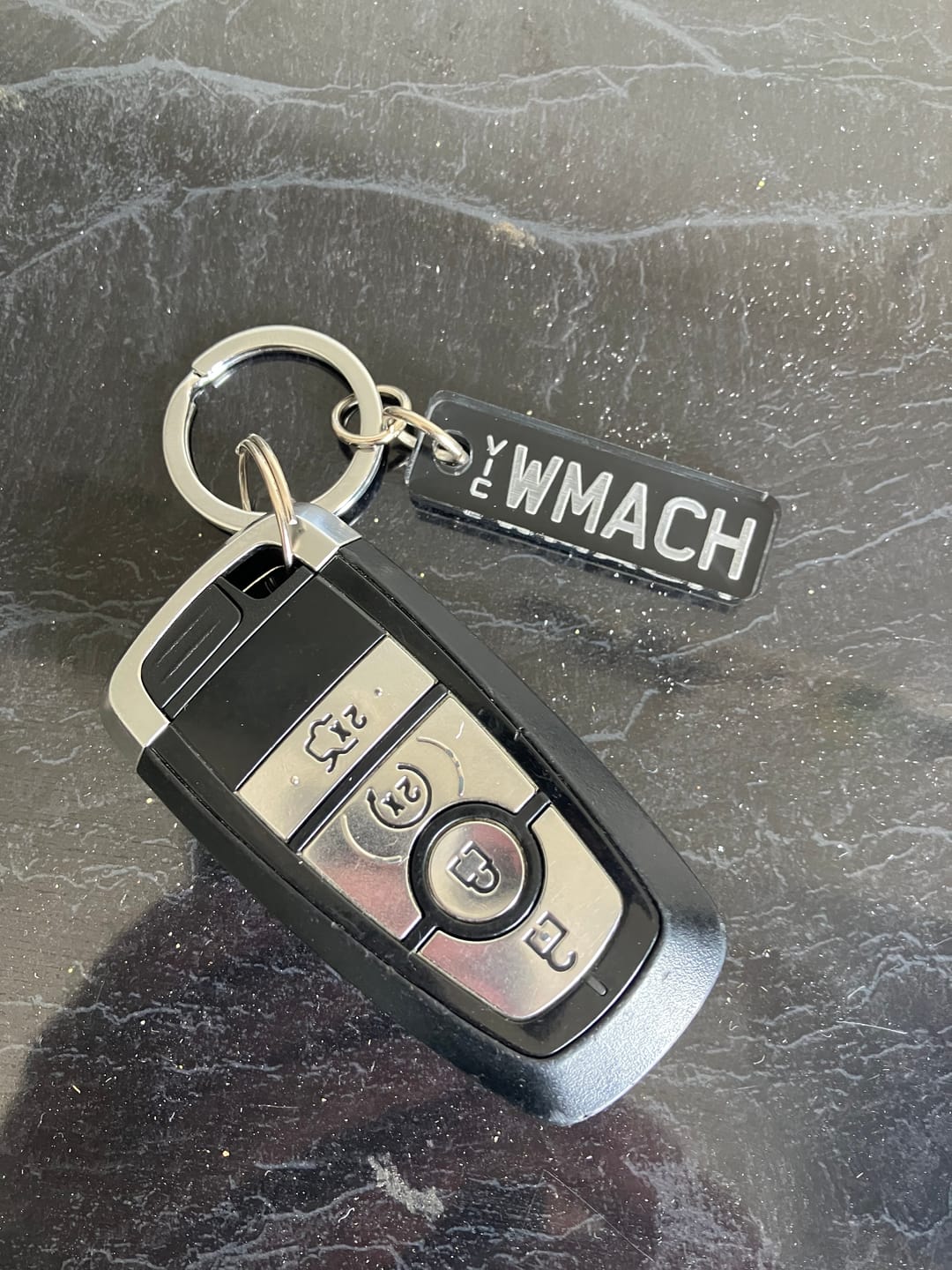 Customer photo review of VIC Deluxe Licence Plate Custom Keychain