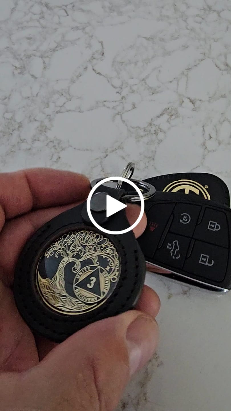 Customer video review of Sobriety Mint Genuine Leather 34mm AA Medallion Keychain Holder - Recovery Chip/Coin/Token Holder - Tan