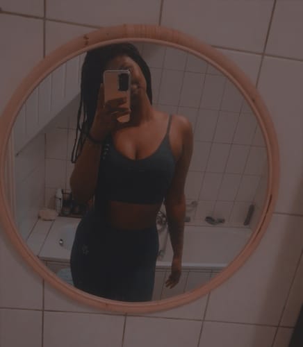 Customer photo review of Sport Bra Grijs