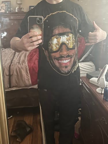 Customer photo review of "Kobe Vision" Kobe T-Shirt