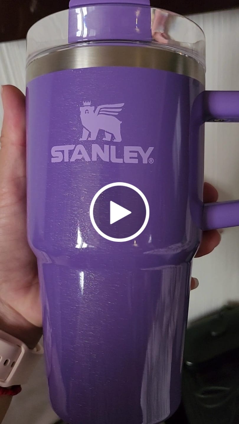 Customer video review of Stanley Quencher H2.0 Flowstate™ Tumbler Wonderland | 591ML