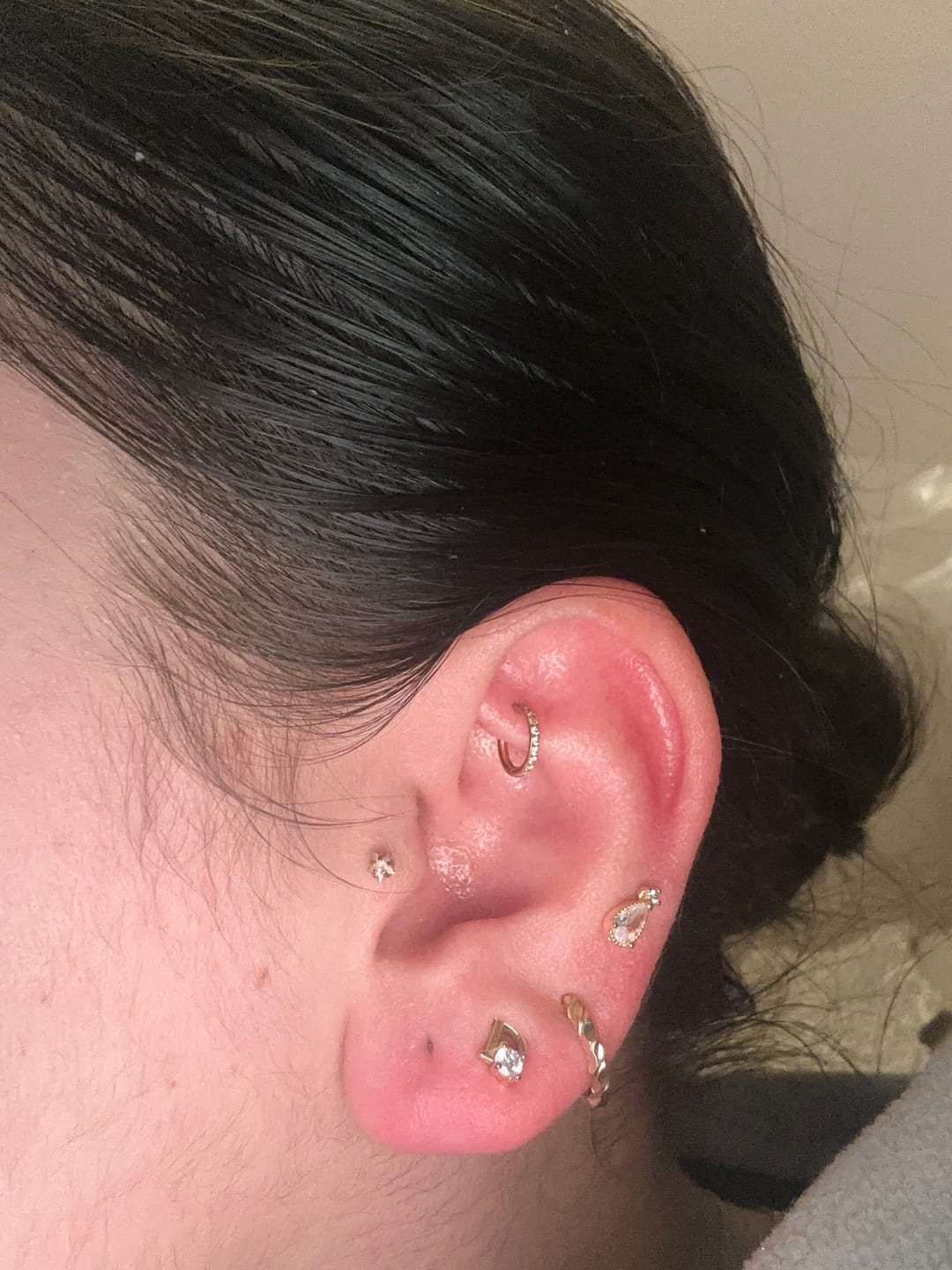 Customer photo review of HI-LIFE Crystal Clicker Piercing