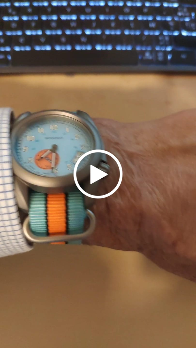 Customer video review of VOYAGER 38 - 100M Waterproof Titanium Field Watch | 917G