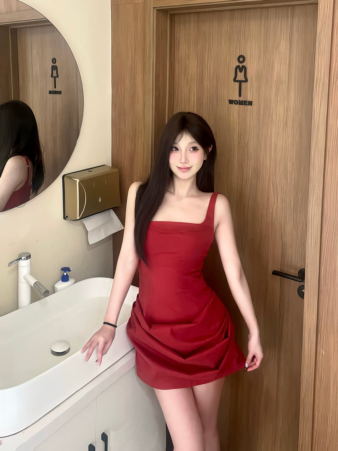 Customer photo review of Rase le sol Strapless Sexy Bodycon Dress