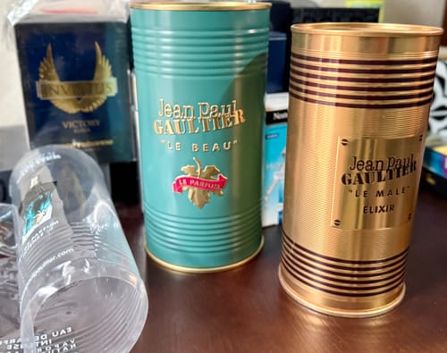 Reseña con foto de un cliente sobre Perfume Jean Paul Gaultier Le Beau Le Parfum EDP