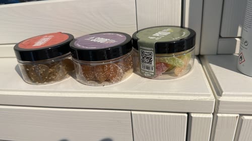 Customer photo review of CLASSIC Gummies