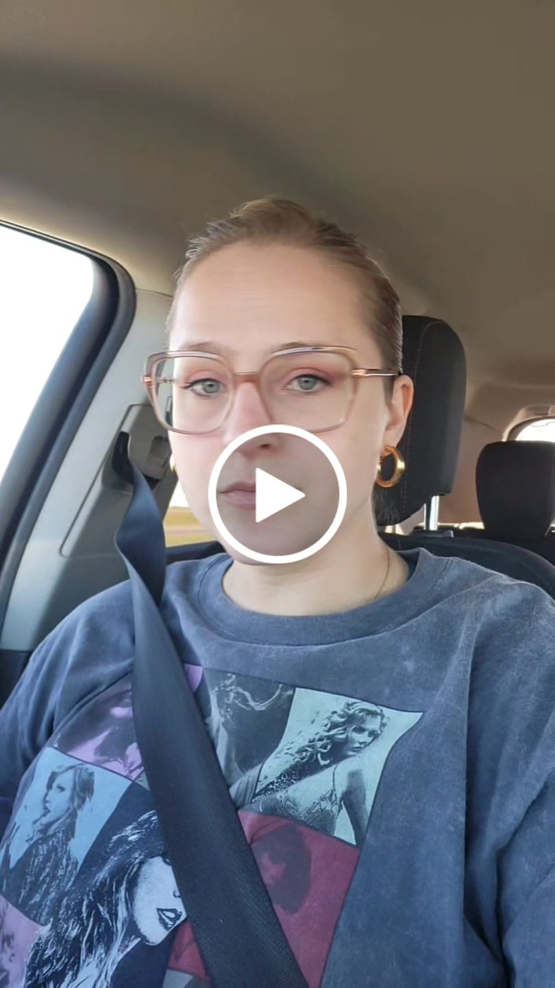 Customer video review of Allie Hoop Clip On Earrings in Gold