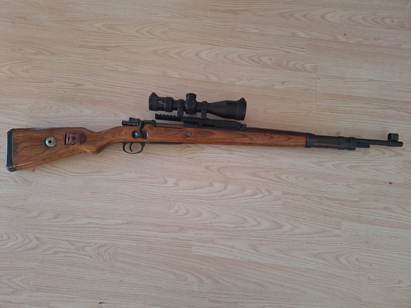 Customer photo review of Vector Optics SCOM-40 Veyron 3-12x44IR