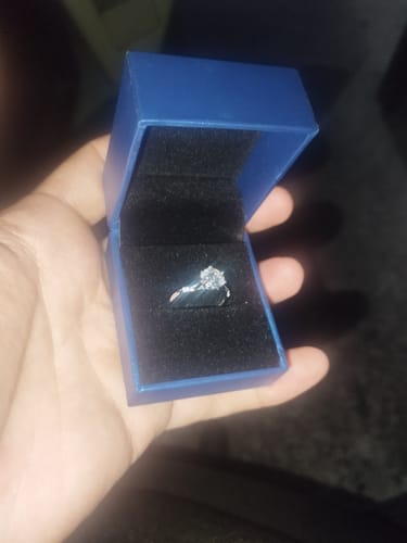 Customer photo review of ANILLO COMPROMISO PROMESA DIAMANTE MOISSANITA PLATA 925