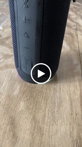 Customer video review of Haut-parleur Bluetooth 5.0 portable / Son stéréo puissant 360° / Basses profondes / Étanche IPX7 / Fonction mains libres / Lumière LED / Autonomie de 24H