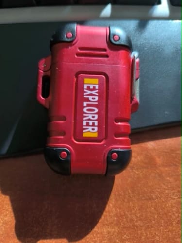 Customer photo review of Bogen Feuerzeug – Winddicht, Wasserdicht & USB Wiederaufladbar