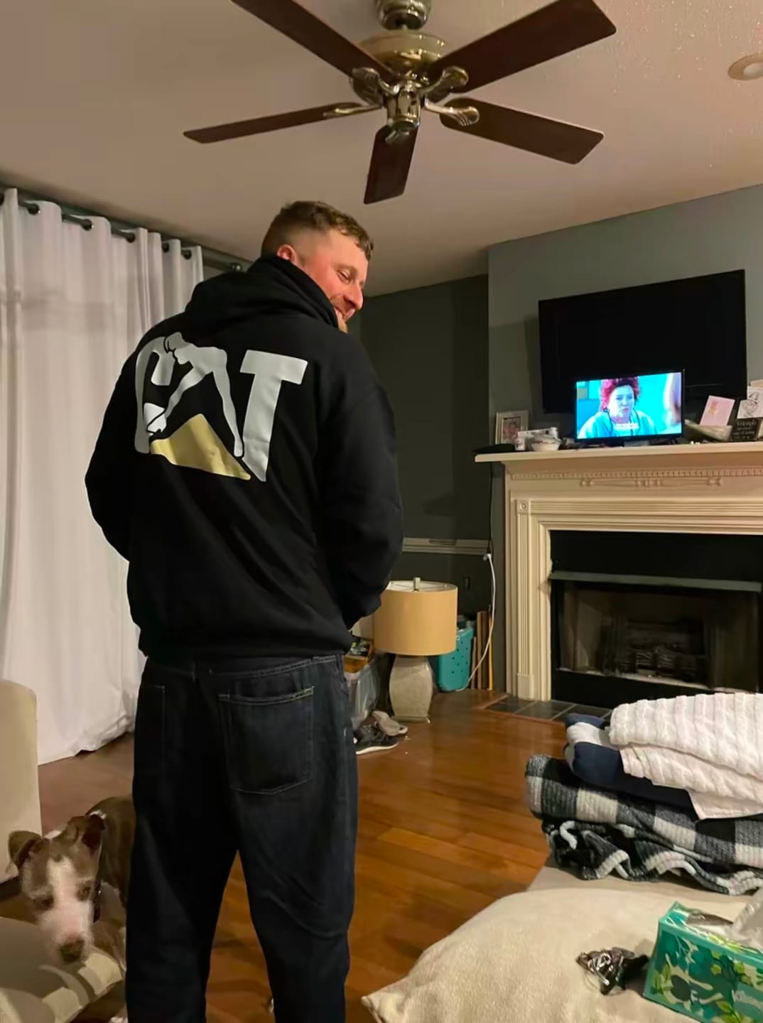 Customer photo review of Cat With Woman Vintage T-Shirt/Sweatshirt/Hoodie
