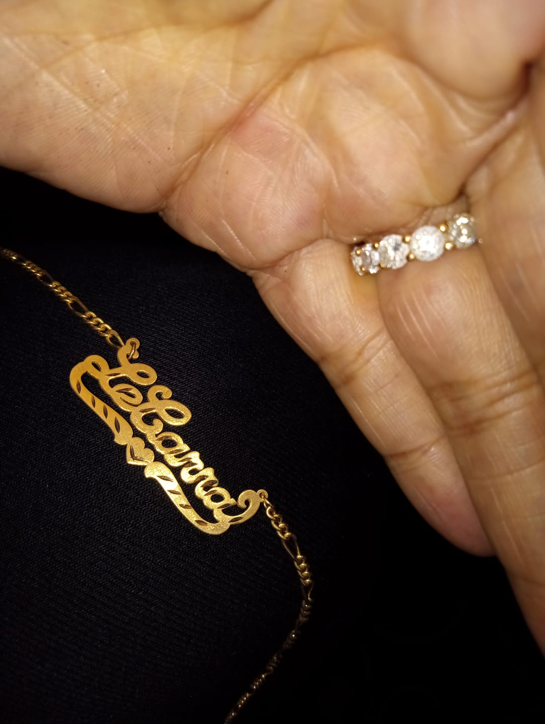 Customer photo review of Personalized Name necklace with Diamond Cut "Tammy"