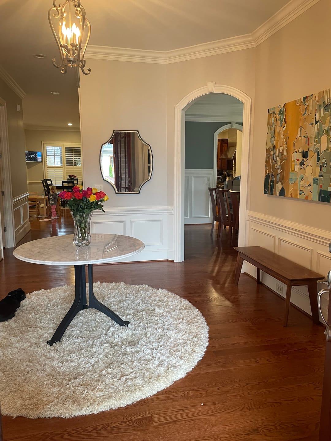 Customer photo review of Table Base 213S Wishbone 28H for Round Dining Tabletop