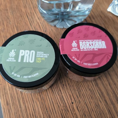 Customer photo review of CLASSIC Gummies