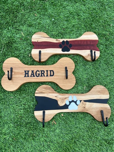 Customer photo review of 15.75x7.4" Dog Bone Board With Paw & Bone Inlays Acrylic Router Template
