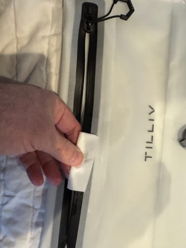 Customer photo review of TILLIV Zipper Lubricant Wipes