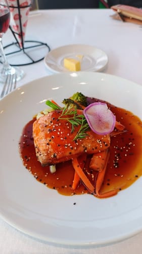 Customer photo review of Menú Golden