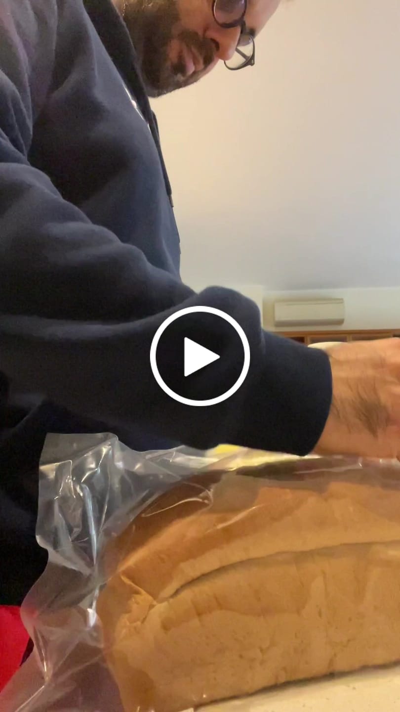 Customer video review of Pan Bauletto Low Carb Extreme